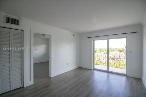 4758 W Flagler Street Miami FL 33134