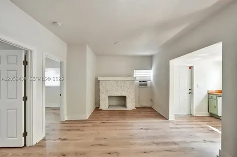 244 SW 14th Avenue Miami FL 33135