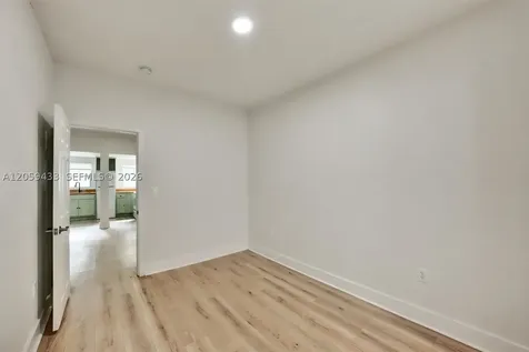 244 SW 14th Avenue Miami FL 33135