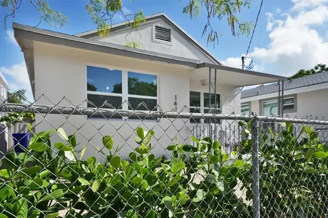 244 SW 14th Avenue Miami FL 33135