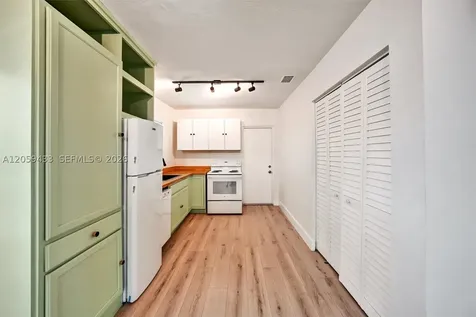244 SW 14th Avenue Miami FL 33135