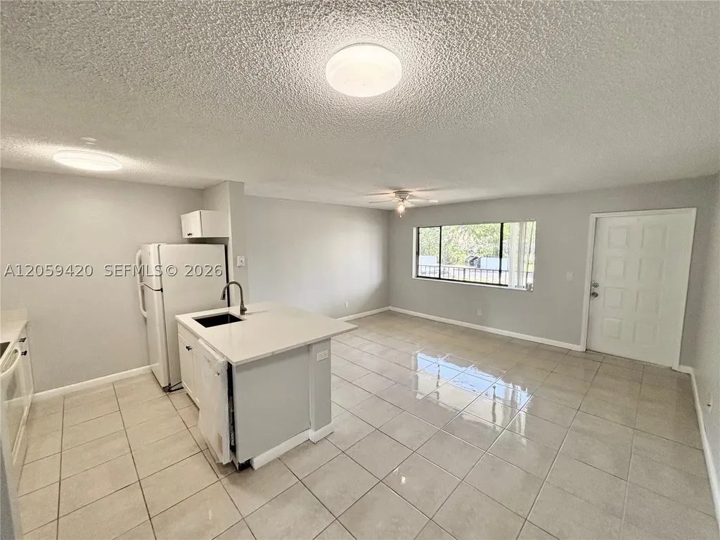 1822 W Meadows Circle Boynton Beach FL 33436