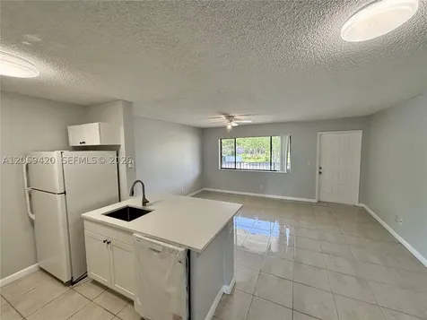 1822 W Meadows Circle Boynton Beach FL 33436
