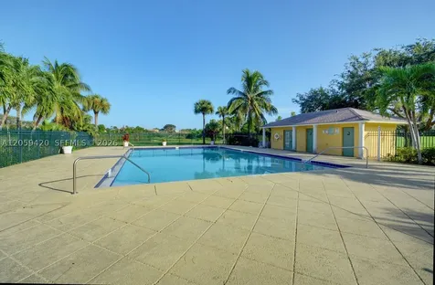 1822 W Meadows Circle Boynton Beach FL 33436