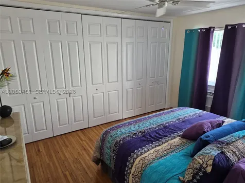 659 Meridian Avenue Miami Beach FL 33139