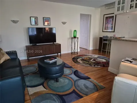 659 Meridian Avenue Miami Beach FL 33139