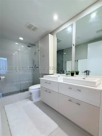 45 SW 9th Street Miami FL 33130