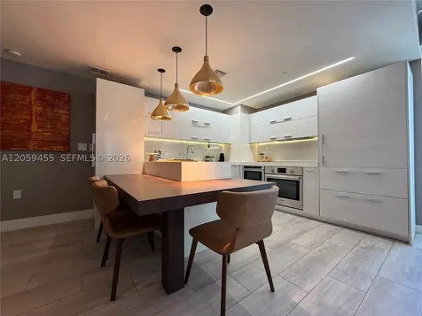 45 SW 9th Street Miami FL 33130