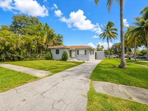 529 NW 8th Street Dania Beach FL 33004