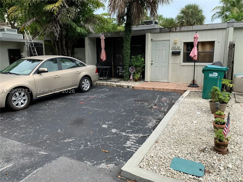 6626 Miami Lakes Drive Miami Lakes FL 33014