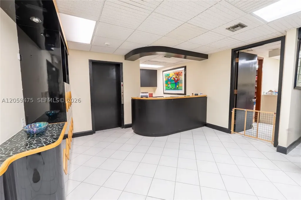 2200 Hollywood Boulevard Hollywood FL 33020