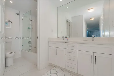 3800 S Ocean Drive Hollywood FL 33019