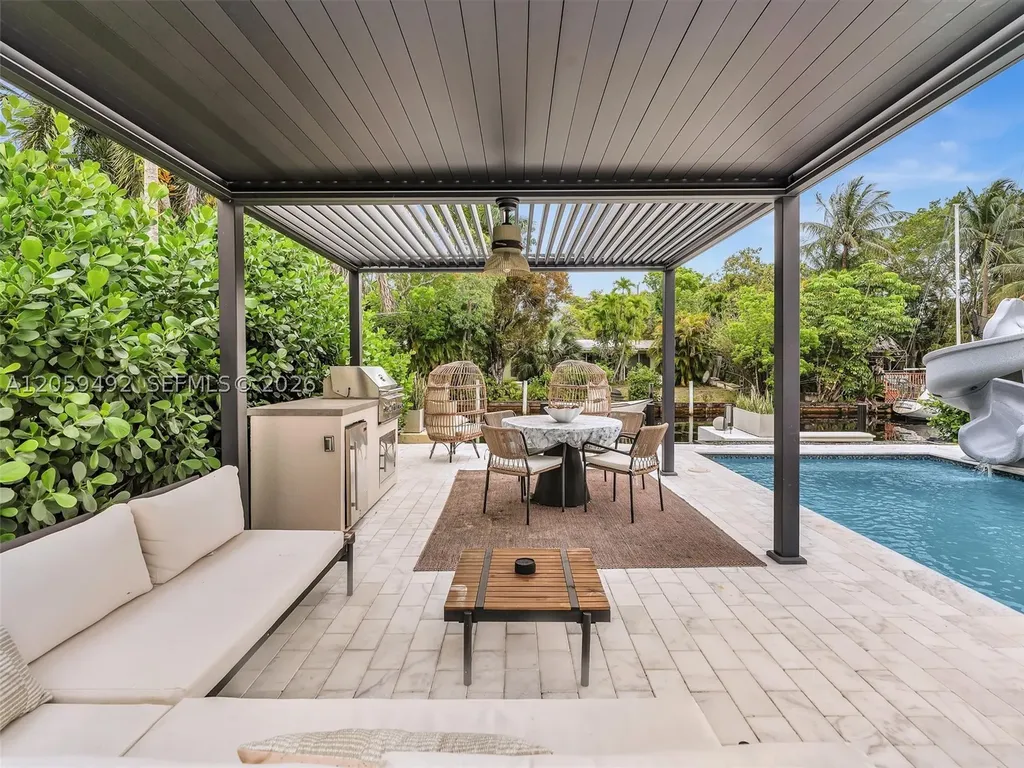 2448 Okeechobee Lane Fort Lauderdale FL 33312