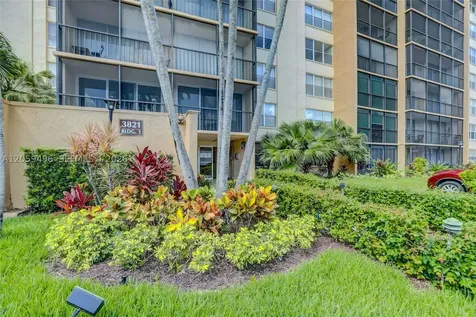3821 Environ Boulevard Lauderhill FL 33319