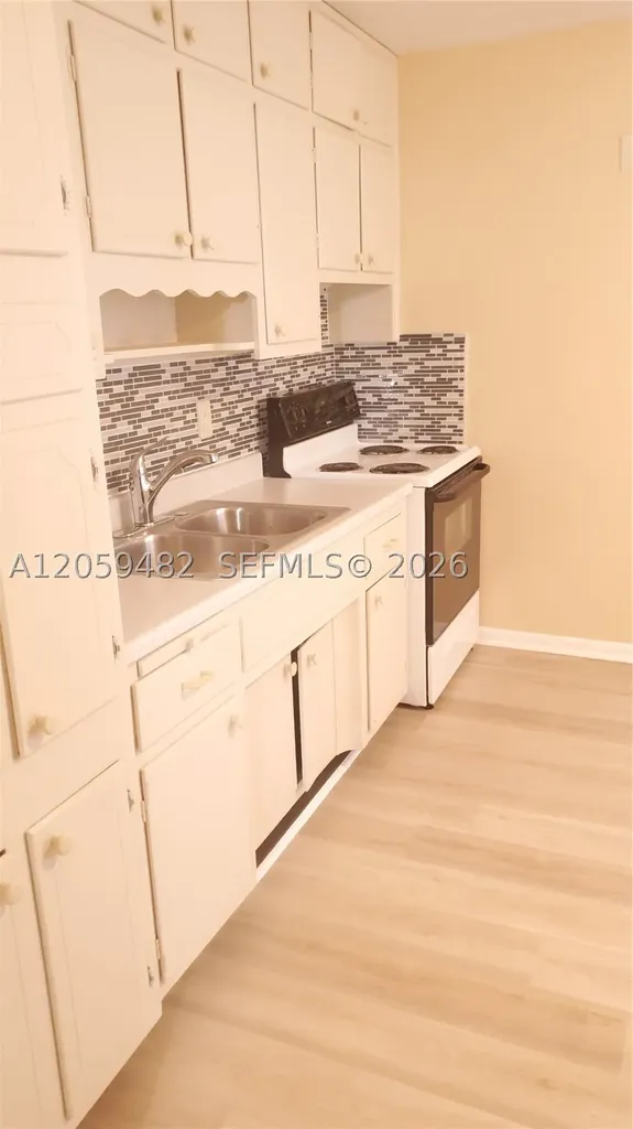 619 N D Street Lake Worth FL 33460