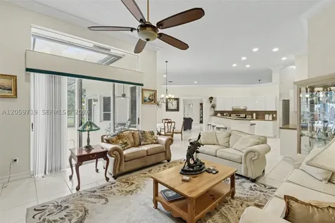 9825 Hindel Court Boynton Beach FL 33472