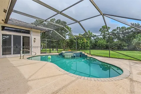 9825 Hindel Court Boynton Beach FL 33472