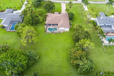 9825 Hindel Court Boynton Beach FL 33472