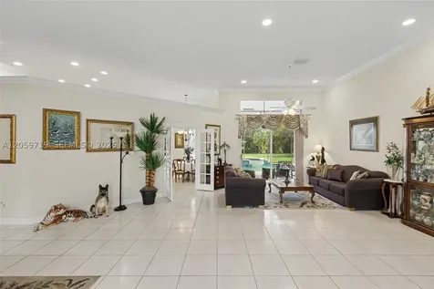 9825 Hindel Court Boynton Beach FL 33472