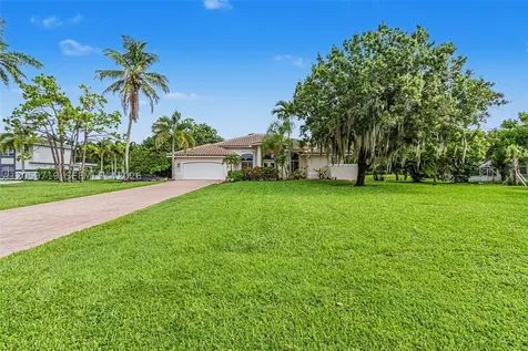 9825 Hindel Court Boynton Beach FL 33472