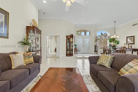 9825 Hindel Court Boynton Beach FL 33472