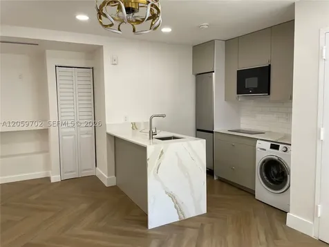 731 6th Street Miami Beach FL 33139