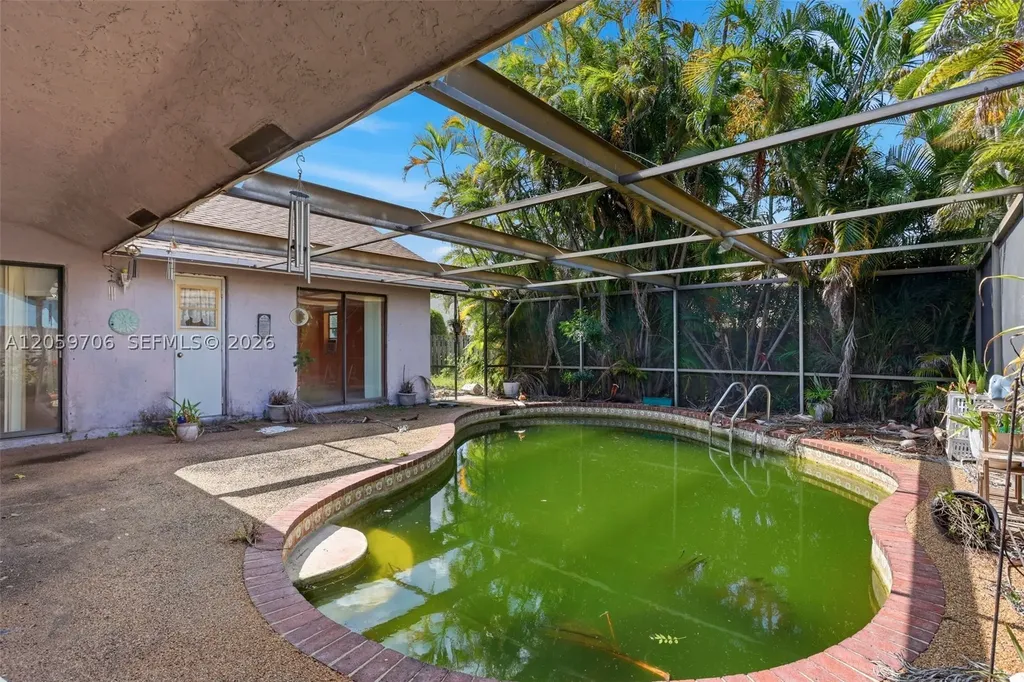 1419 Hummingbird Drive Delray Beach FL 33444