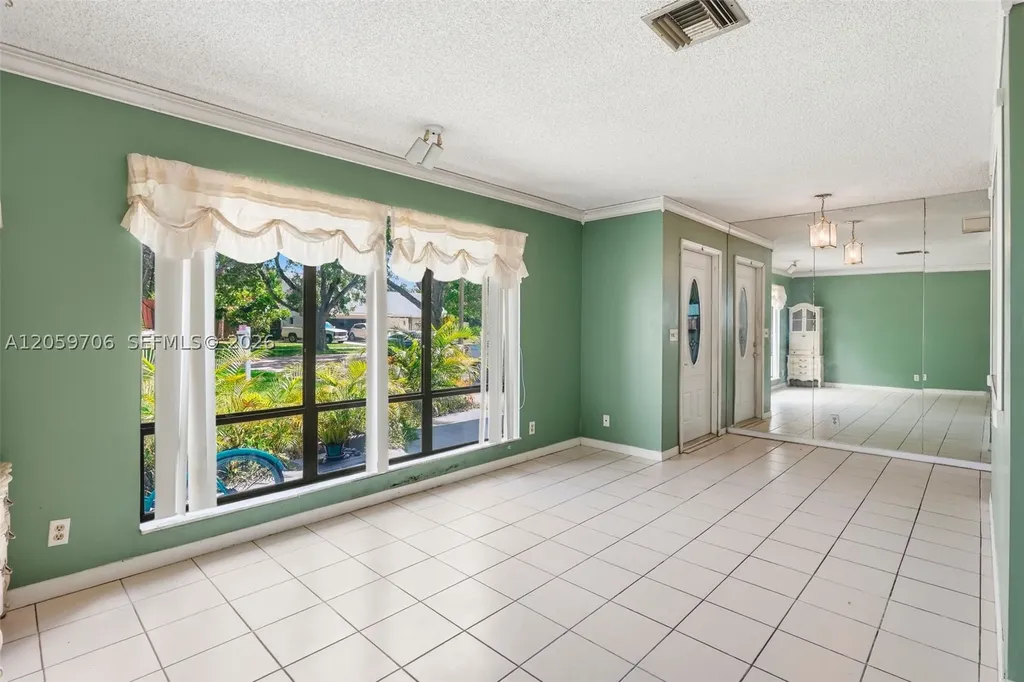 1419 Hummingbird Drive Delray Beach FL 33444