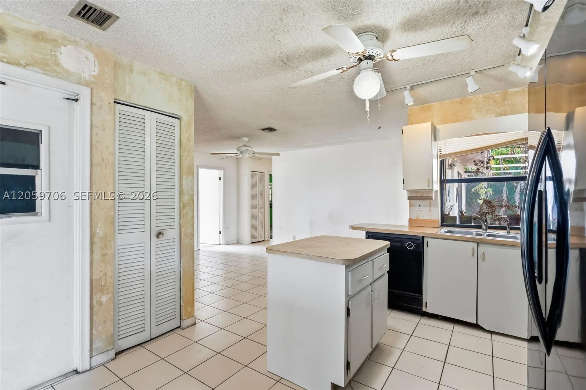 1419 Hummingbird Drive Delray Beach FL 33444