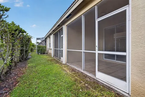 2151 Umbrella Cay West Palm Beach FL 33411