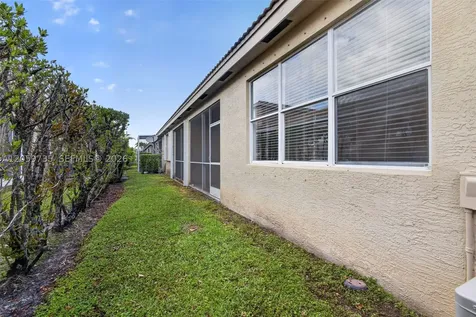 2151 Umbrella Cay West Palm Beach FL 33411
