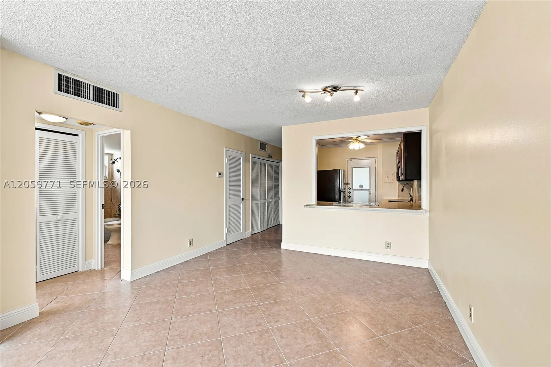 2555 NE 11 Street Fort Lauderdale FL 33304