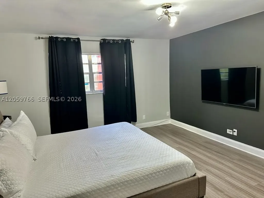 22605 SW 66th Avenue Boca Raton FL 33428