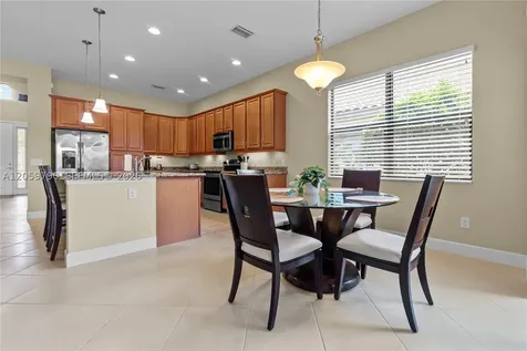 9292 Isla Bella Circle Bonita Springs FL 34135