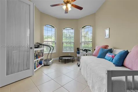 9292 Isla Bella Circle Bonita Springs FL 34135