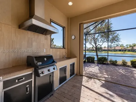 9292 Isla Bella Circle Bonita Springs FL 34135