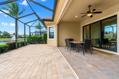 9292 Isla Bella Circle Bonita Springs FL 34135