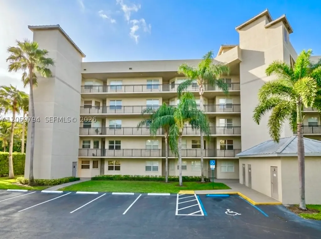 26 Royal Palm Way Boca Raton FL 33432