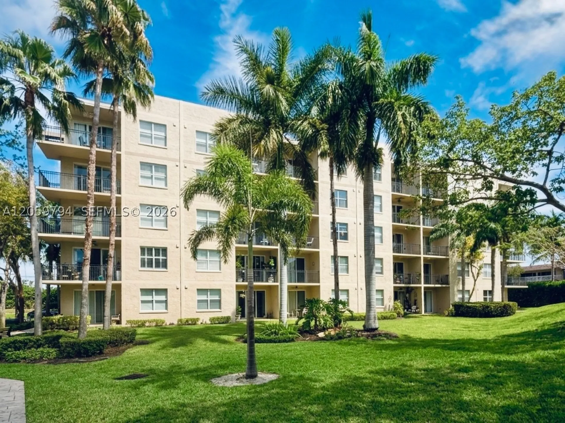 26 Royal Palm Way Boca Raton FL 33432