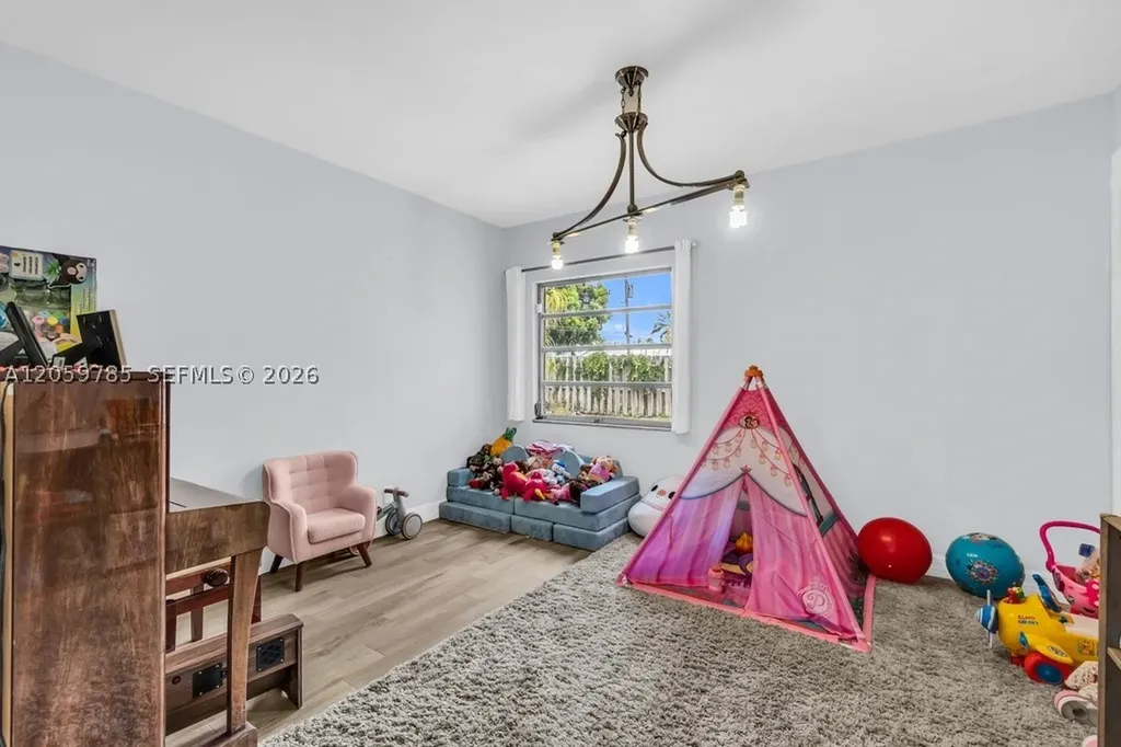 200 SW 16 Street Pompano Beach FL 33060