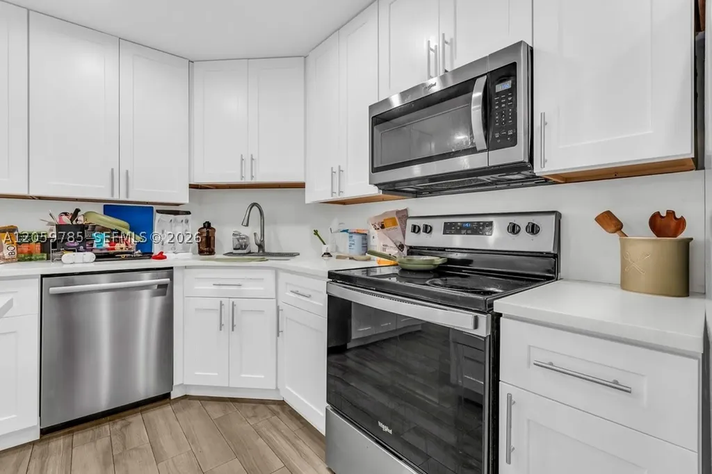 200 SW 16 Street Pompano Beach FL 33060