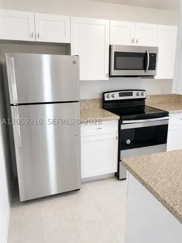 500 E Country Club Circle Plantation FL 4053