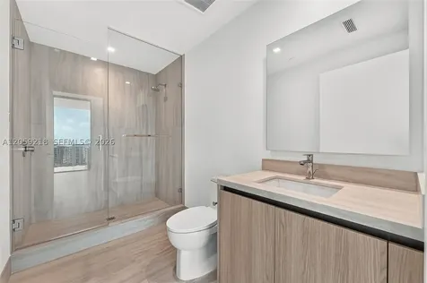 2411 Laguna Circle North Miami FL 33181