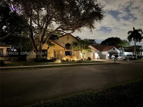 3160 Peachtree Circle Davie FL 33328