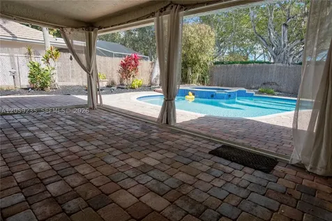 3160 Peachtree Circle Davie FL 33328