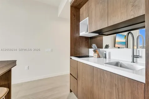1611 SW 2nd Avenue Miami FL 33129