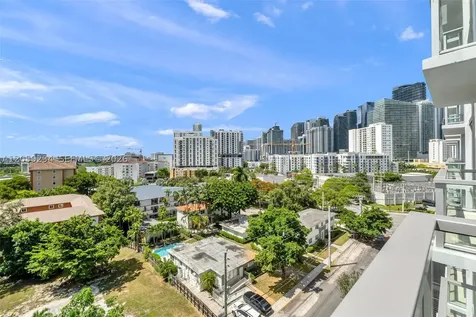1611 SW 2nd Avenue Miami FL 33129