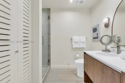 1611 SW 2nd Avenue Miami FL 33129