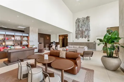 1611 SW 2nd Avenue Miami FL 33129