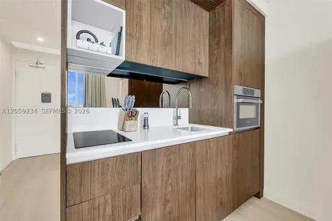 1611 SW 2nd Avenue Miami FL 33129